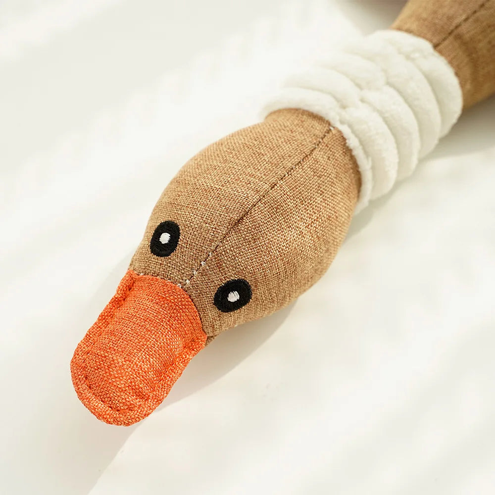 đŸ GĂ„s i Plysch â Hundleksak med Pipljud